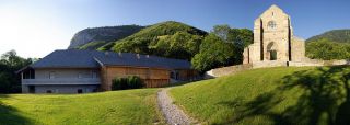 domaine-de-decouverte-de-la-vallee-d-aulps-au-printemps